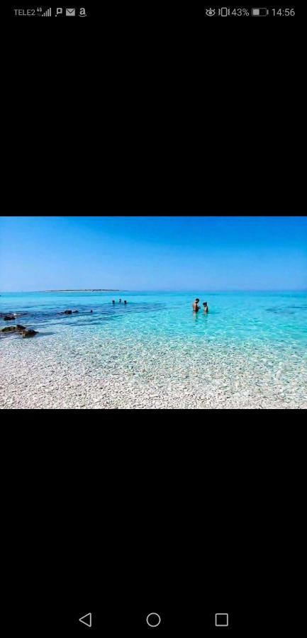 Long Island Olive Apartment Sali Ngoại thất bức ảnh