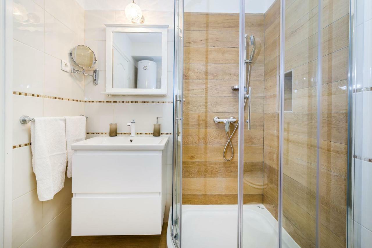 Long Island Olive Apartment Sali Ngoại thất bức ảnh